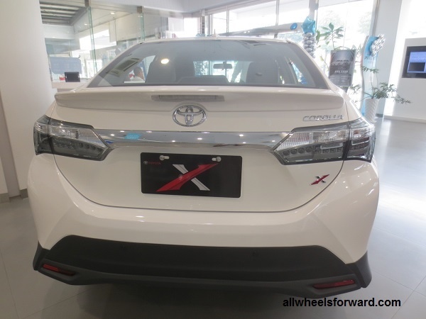 Toyota Corolla Altis X giá bao nhiêu ảnh 2 Toyota Corolla Altis X gia bao nhieu anh 2