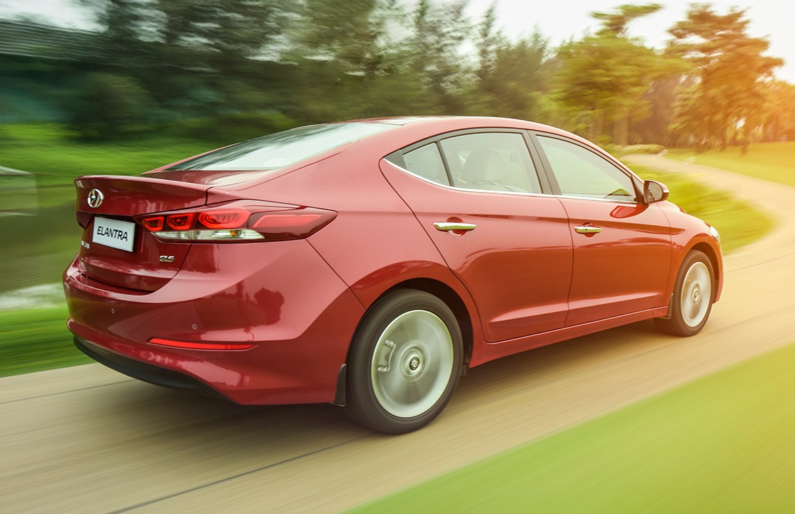 Hyundai Elantra 2016 ra mat o Viet Nam anh 10