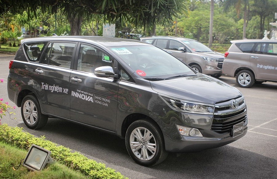 Co hoi nao cho Toyota Innova 2016 2.0V gia 1 ty o Viet Nam? hinh anh