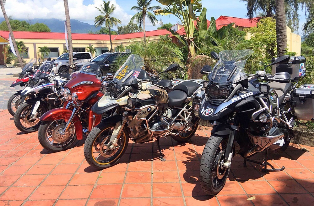 Dàn môtô BMW tụ hội ở Đà Nẵng ảnh 1 Dan moto BMW tu hoi o Da Nang anh 1