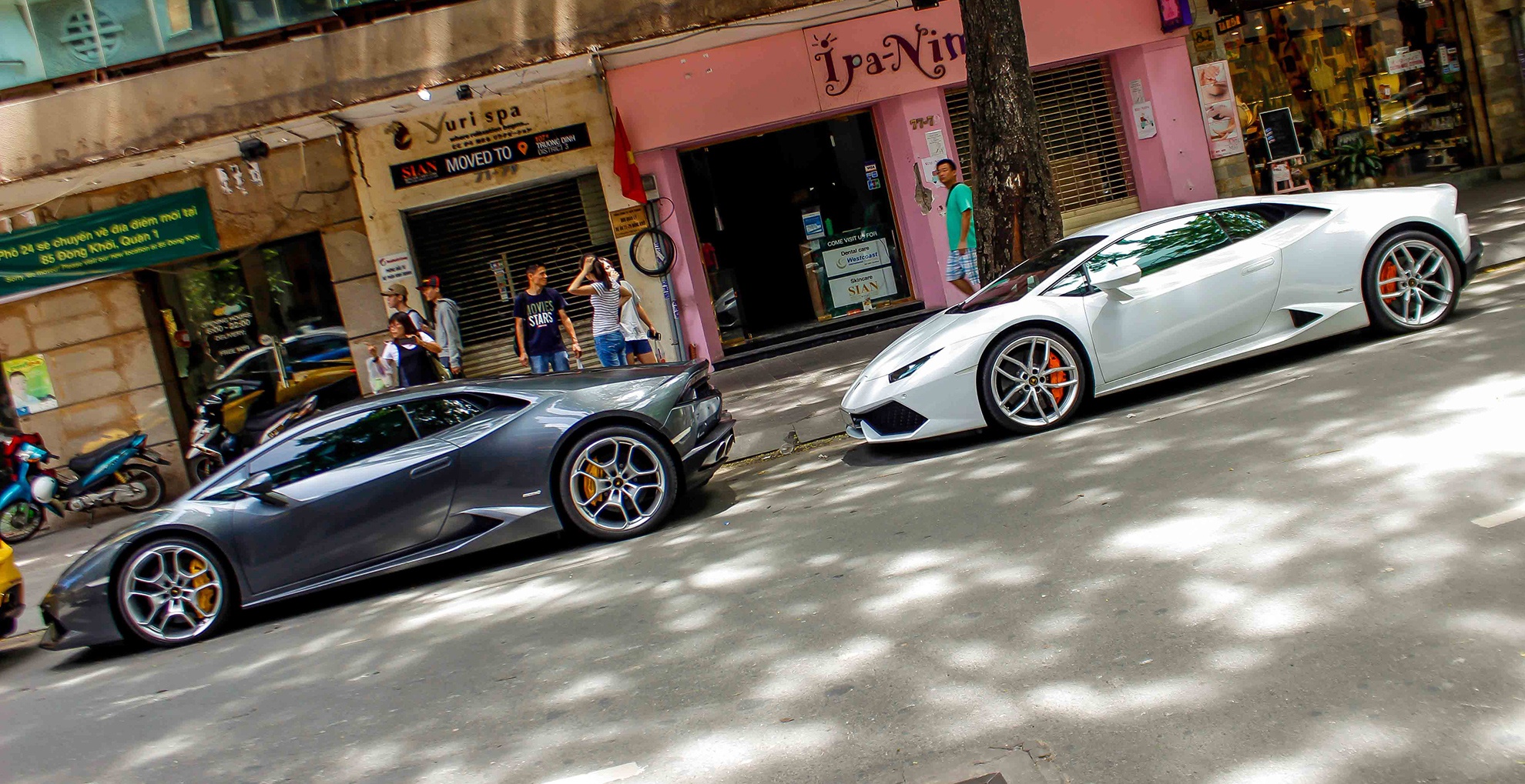 Sieu xe cua dai gia Sai Gon anh 2