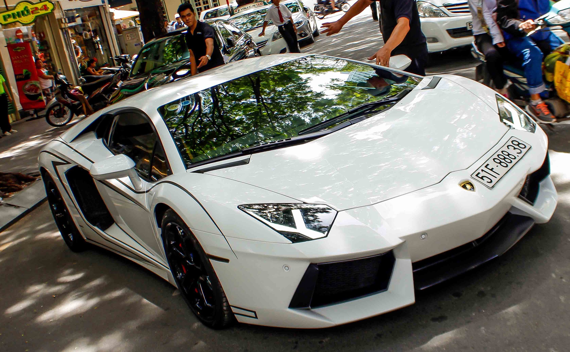 Sieu xe cua dai gia Sai Gon anh 6