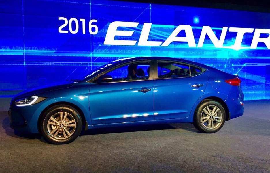 Hyundai Elantra 2016 ra mắt ở Ấn Độ  ảnh 2 Hyundai Elantra 2016 ra mat o An Do anh 2