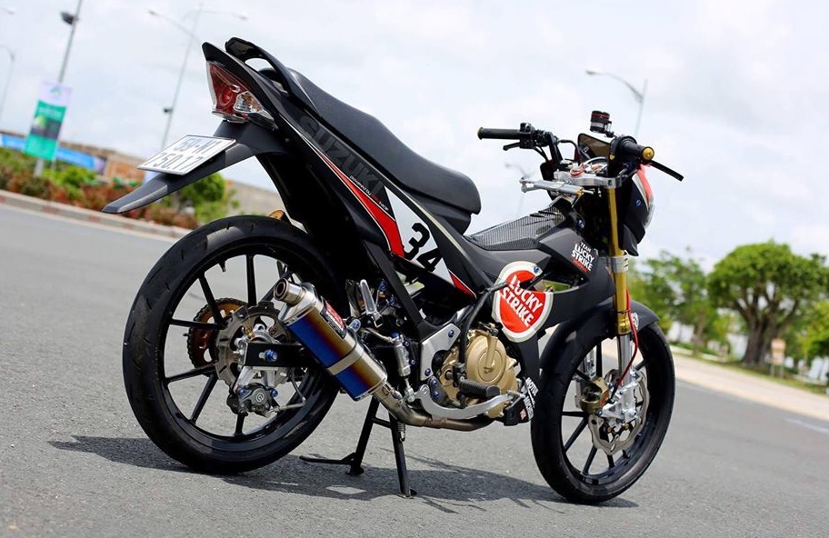 Suzuki Raider độ ở Sài Gòn ảnh 2 Suzuki Raider do o Sai Gon anh 2