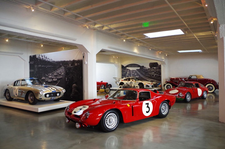 Bộ sưu tập xe của doanh nhân Mỹ ảnh 8 Bo suu tap xe cua doanh nhan My anh 8