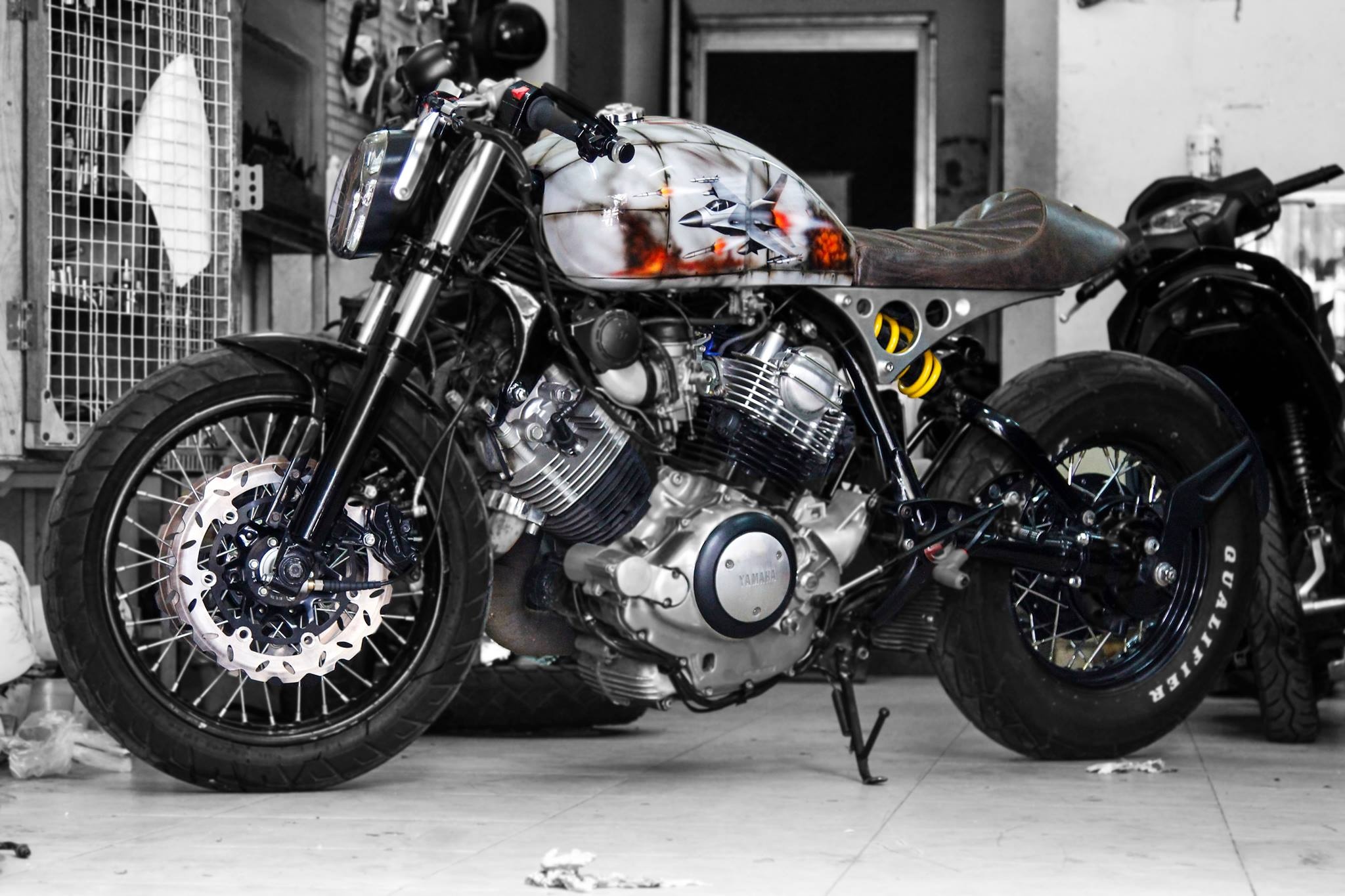 Yamaha XV750 độ cafe racer ở Sài Gòn ảnh 1 Yamaha XV750 do cafe racer o Sai Gon anh 1