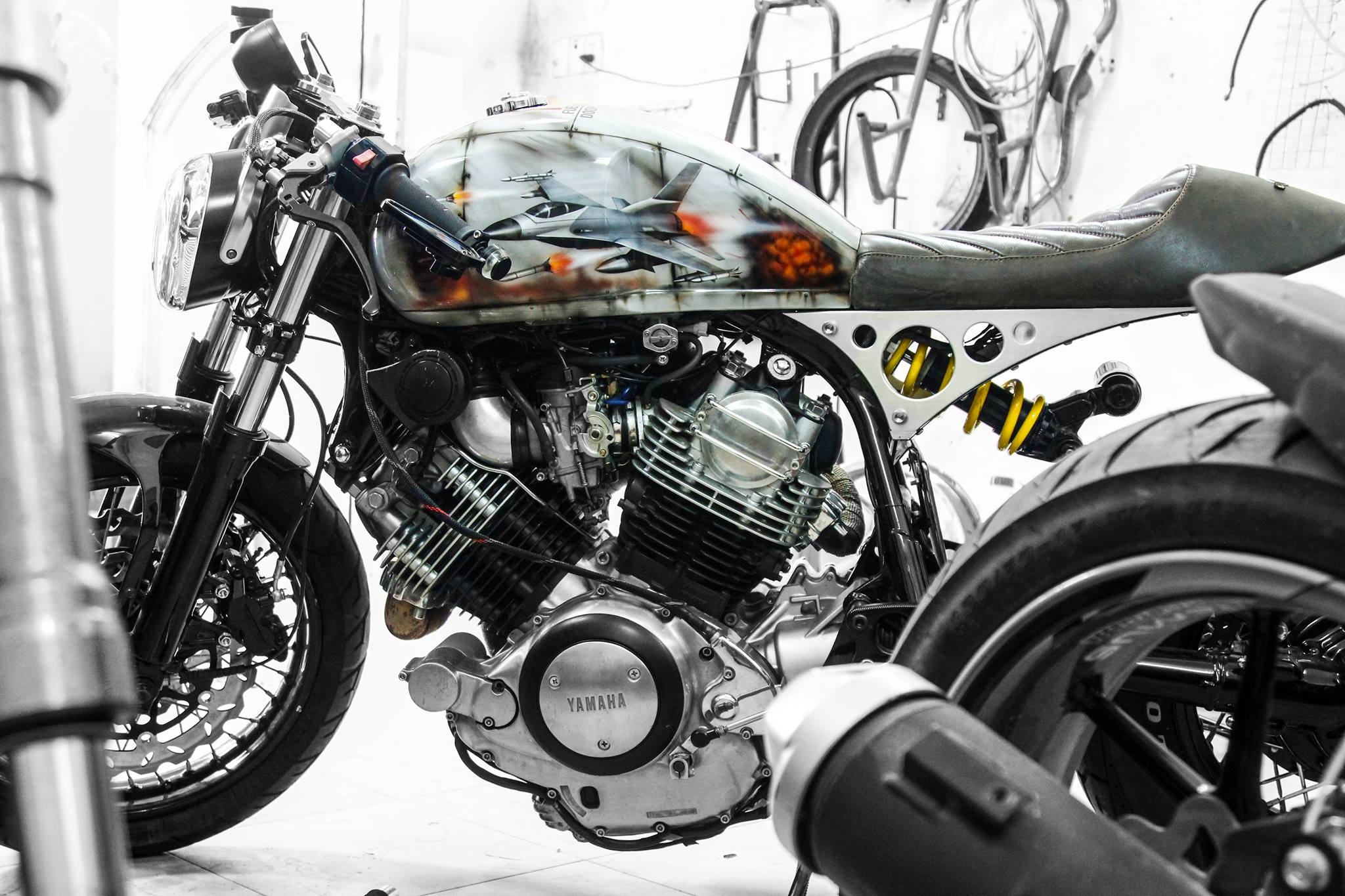 Yamaha XV750 độ cafe racer ở Sài Gòn ảnh 3 Yamaha XV750 do cafe racer o Sai Gon anh 3