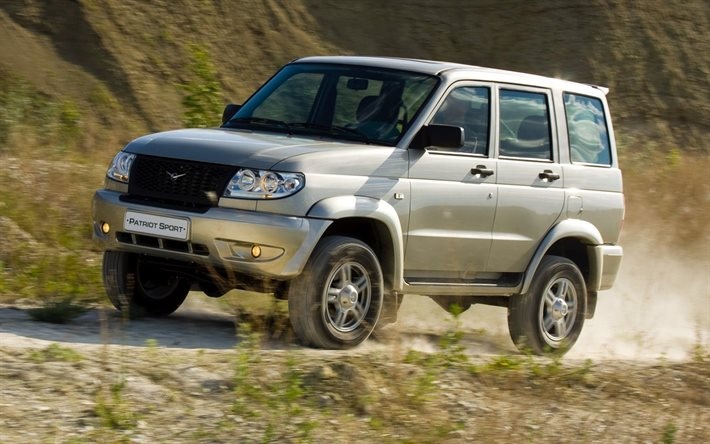 Oto Nga UAZ chuan bi ban chinh hang o Viet Nam hinh anh
