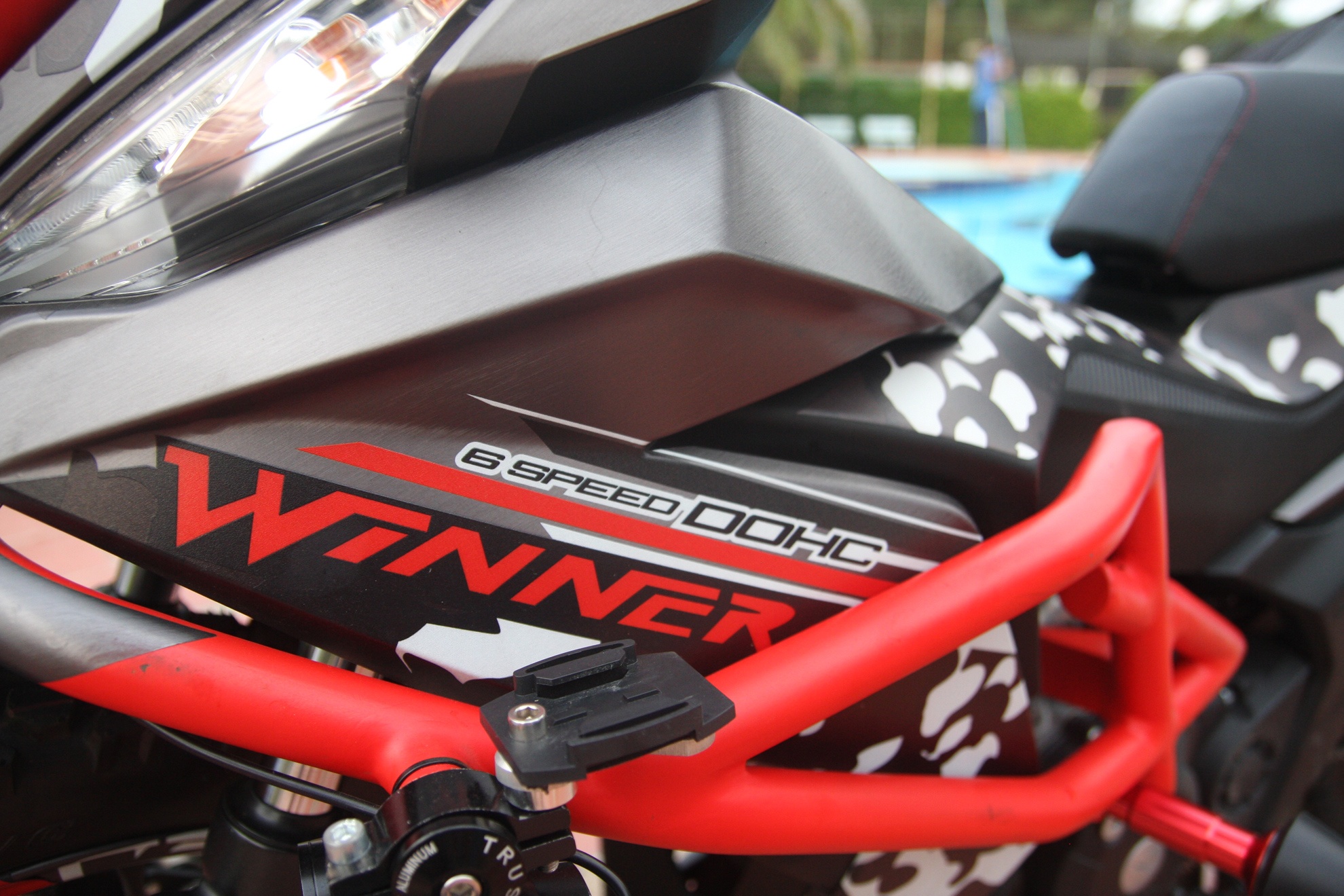Honda Winner 150 do phong cach duong truong hon 80 trieu hinh anh