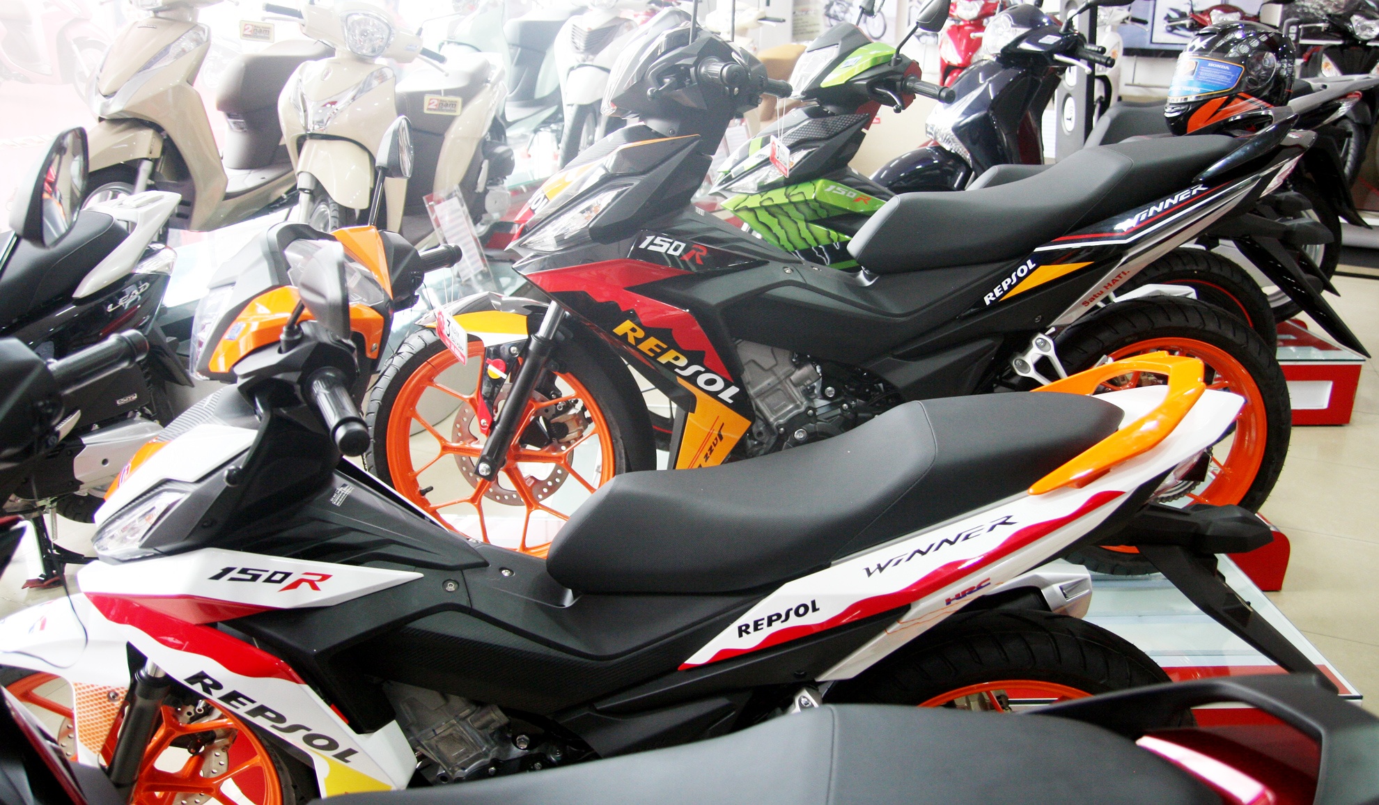 Honda Winner 150 do o Viet Nam anh 3