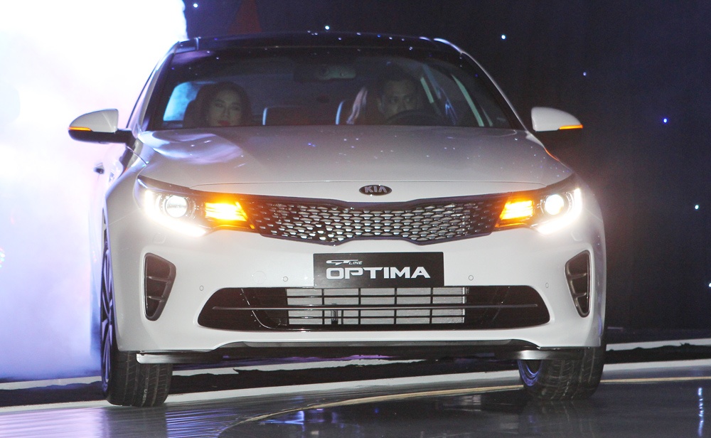 Anh Kia Optima: Doi thu gia re cua Toyota Camry o VN hinh anh