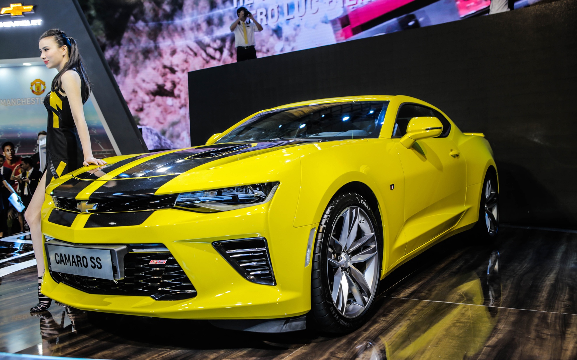 Chevrolet Camaro SS 2016 ve Viet Nam anh 1