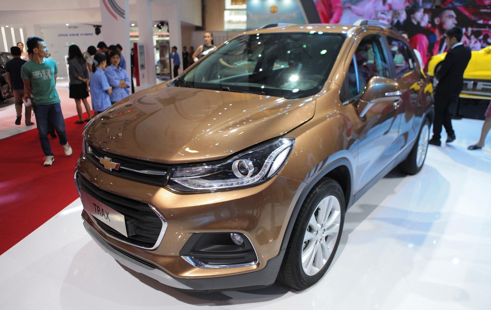Chevrolet Trax 2017 ra mat: Doi thu Ecosport, gia 769 trieu hinh anh