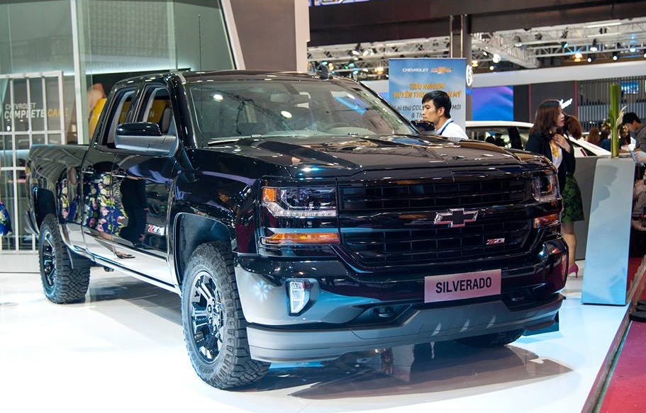 Chevrolet Silverado den Viet Nam anh 6