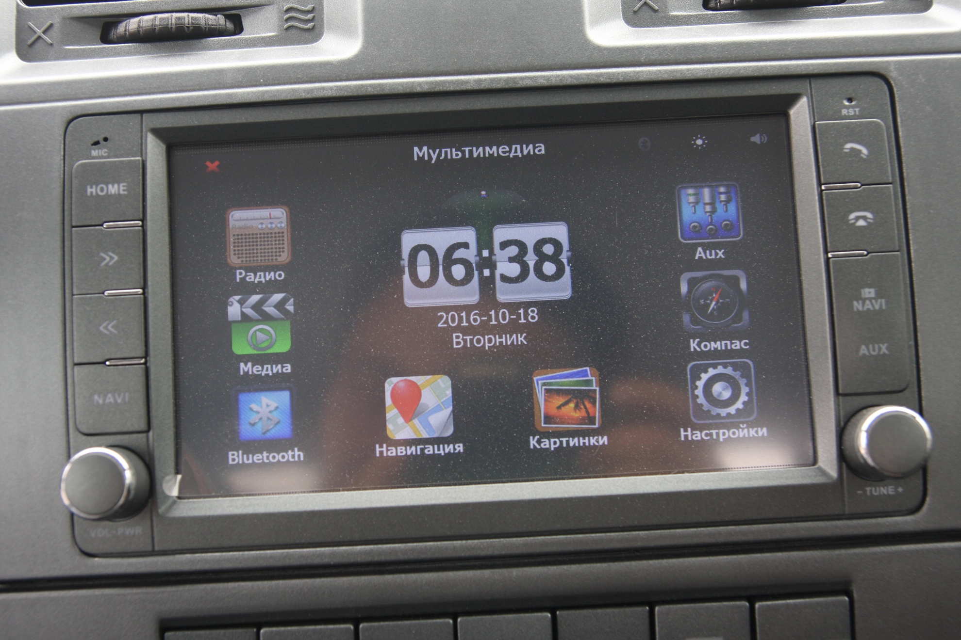 UAZ Pickup ve Viet Nam anh 13