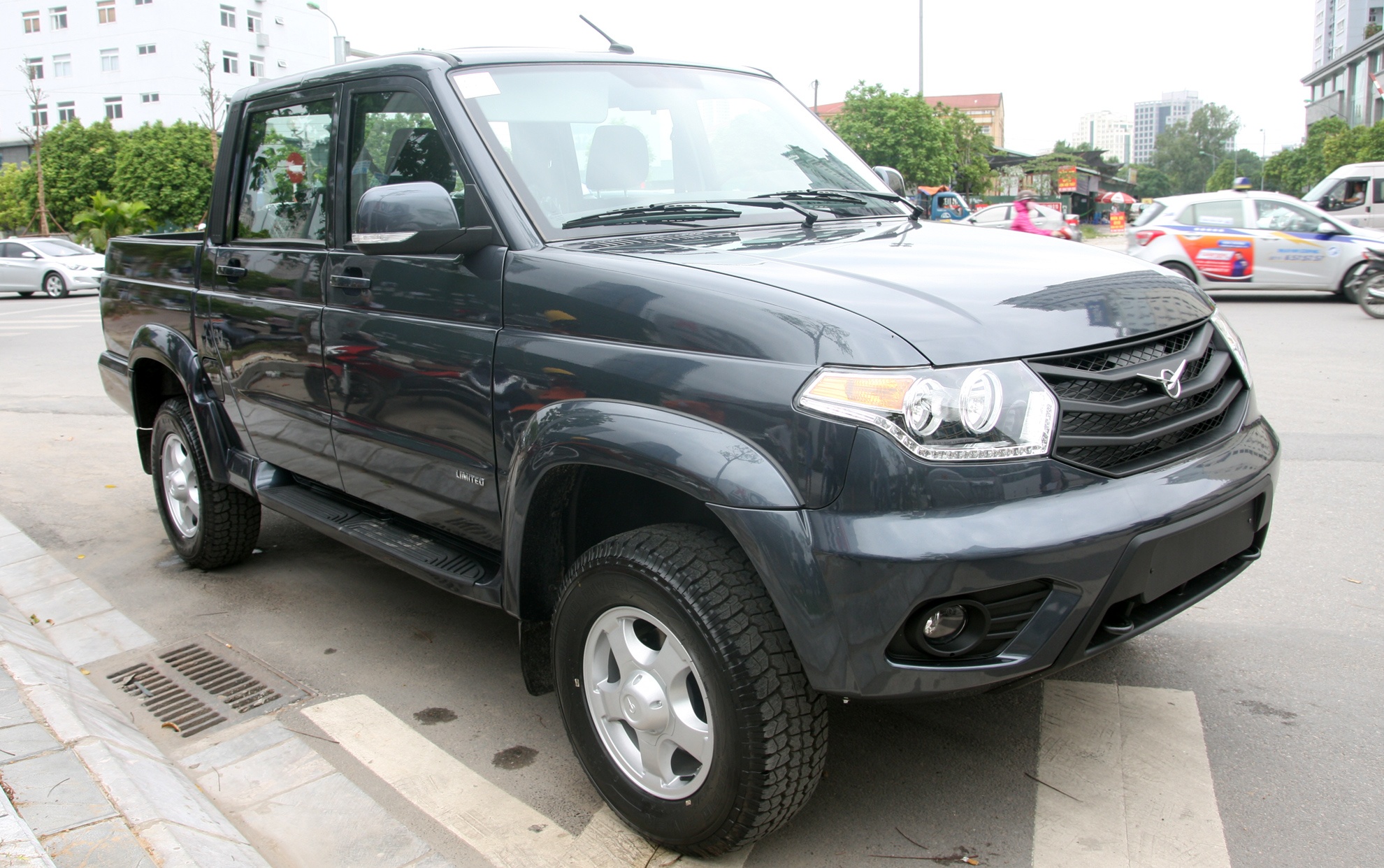 UAZ Pickup ve Viet Nam anh 1