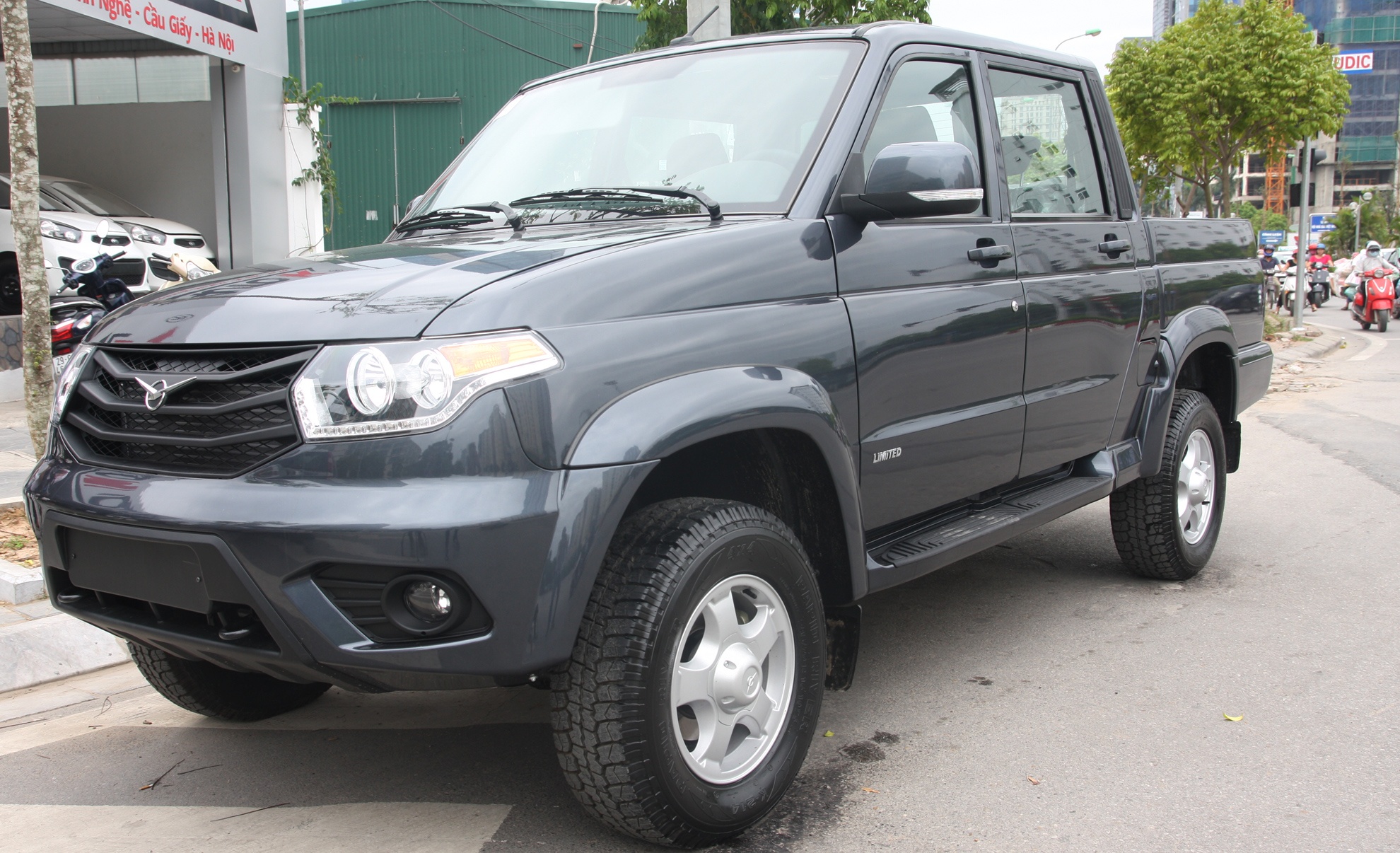 UAZ Pickup ve Viet Nam anh 2