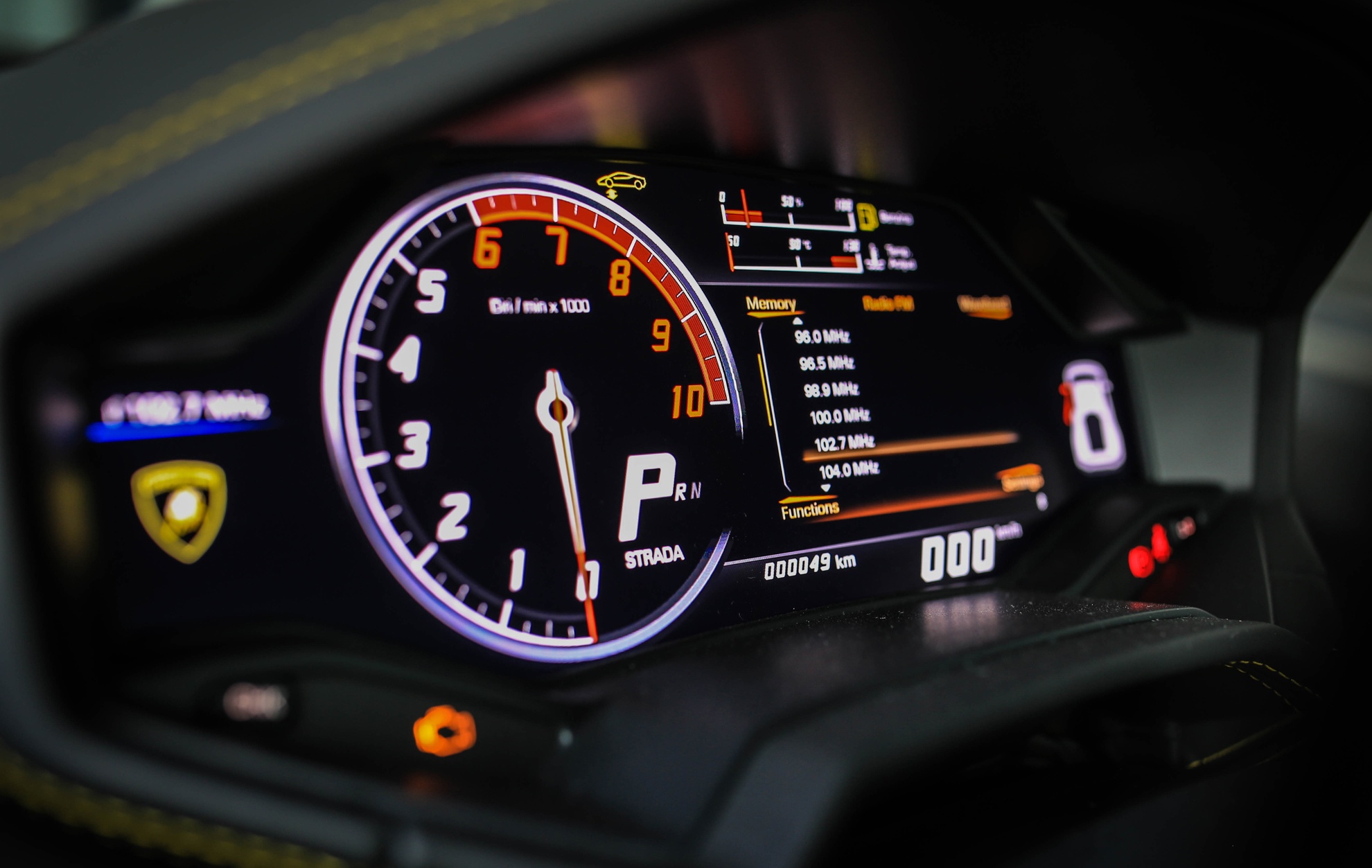 Lamborghini Huracan cau sau o Viet Nam anh 8