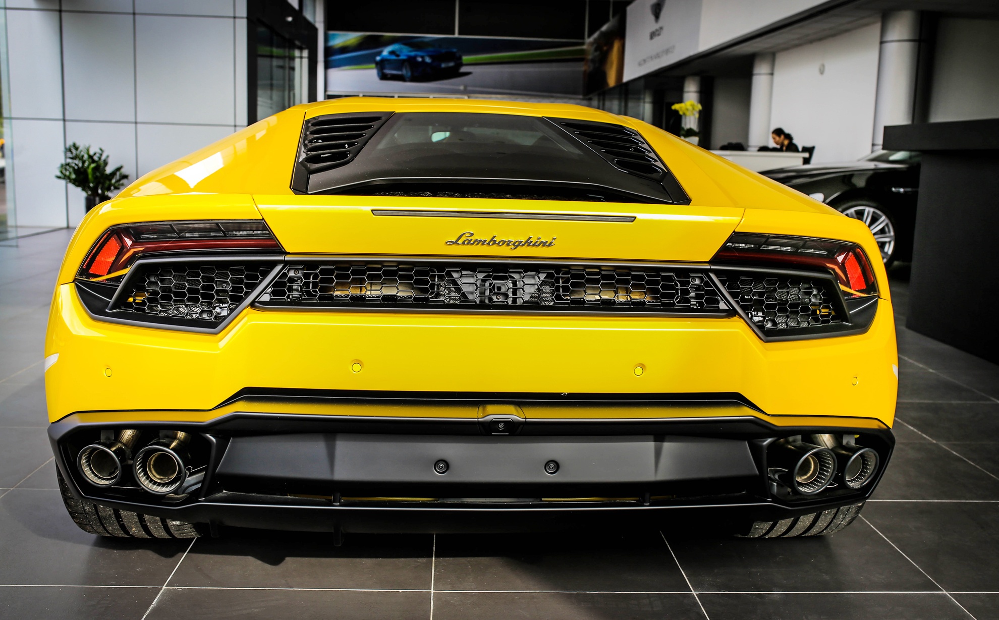 Lamborghini Huracan anh 14