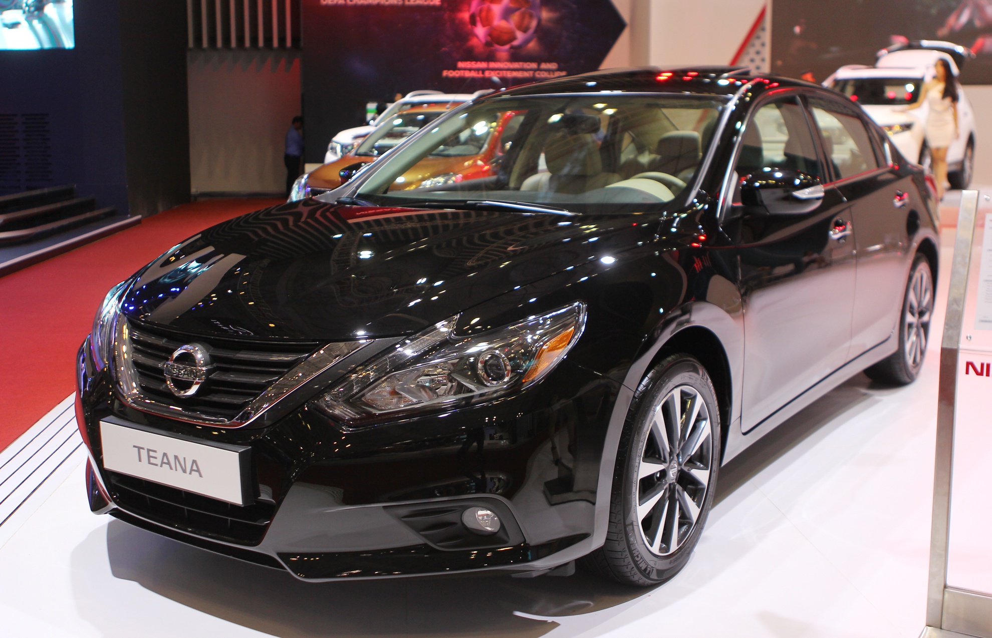 Nissan Teana 2016 ve Viet Nam voi gia 1,49 ty dong hinh anh