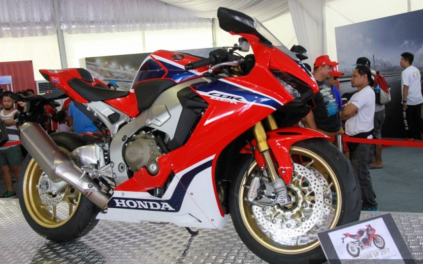 Honda CBR1000RR 2017 ra mắt ở Malaysia ảnh 1 Honda CBR1000RR 2017 ra mat o Malaysia anh 1