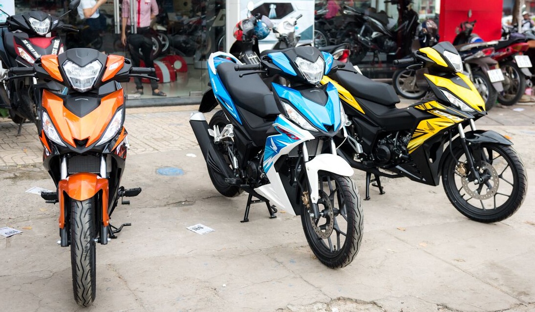 Honda Winner 150 giam gia sau canh tranh Yamaha Exciter hinh anh