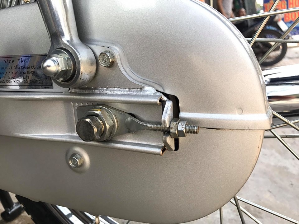 Anh Honda Super Dream hang doc o Sai Gon anh 8