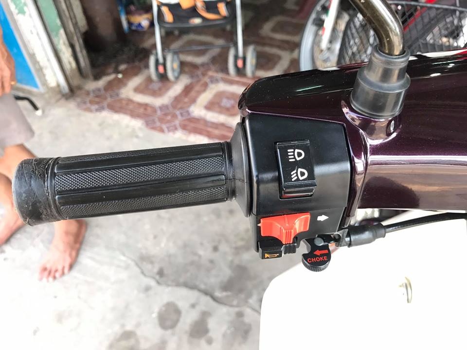 Anh Honda Super Dream hang doc o Sai Gon anh 10