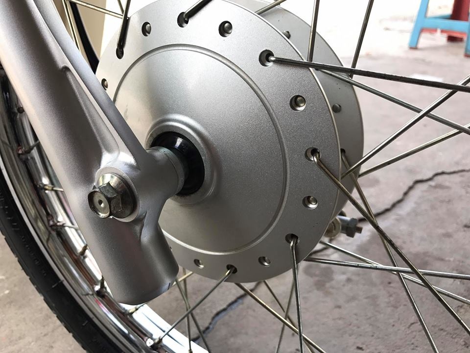 Anh Honda Super Dream hang doc o Sai Gon anh 4