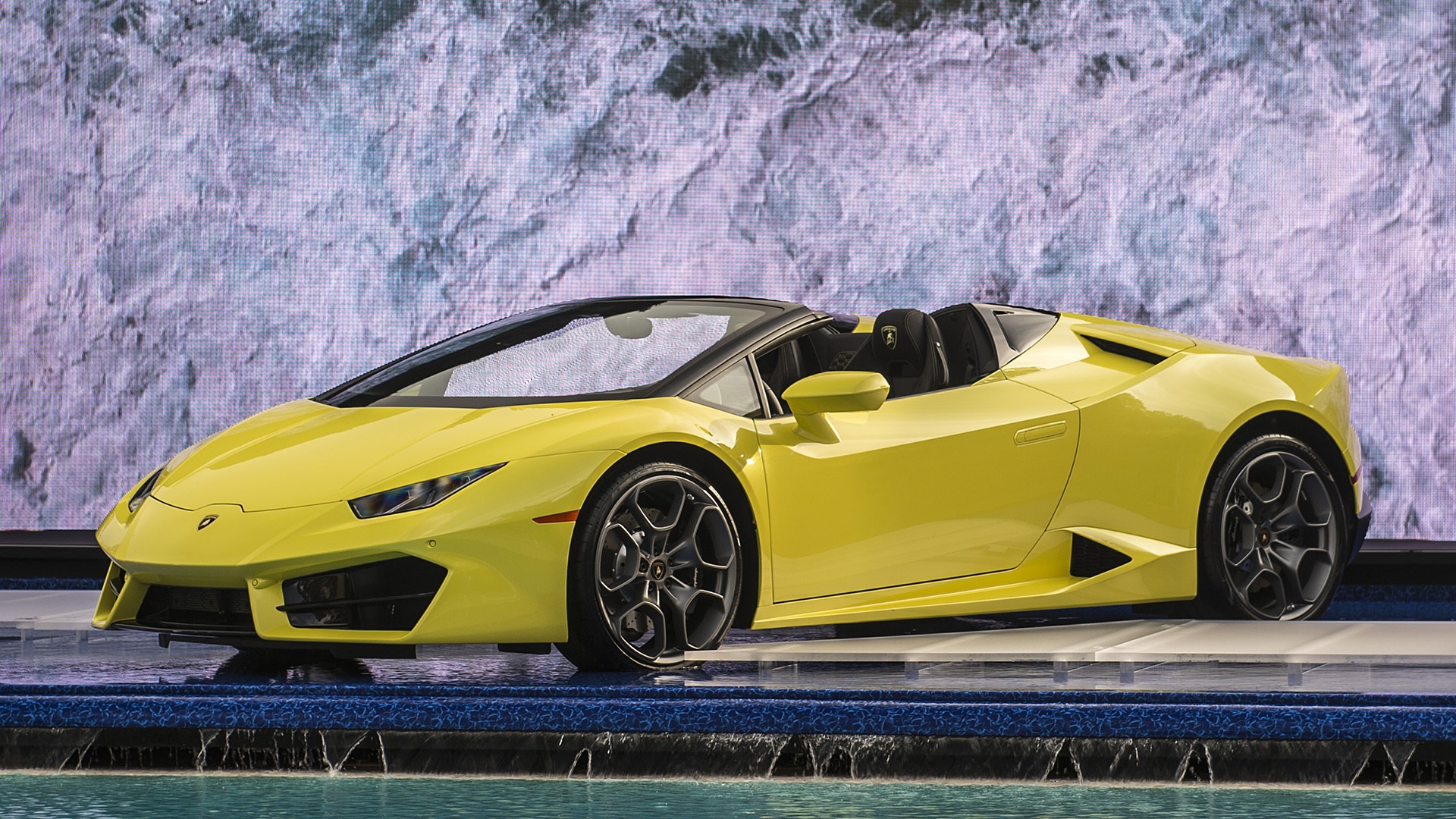 Lamborghini Huracan LP580-2 Spyder ra mat anh 7