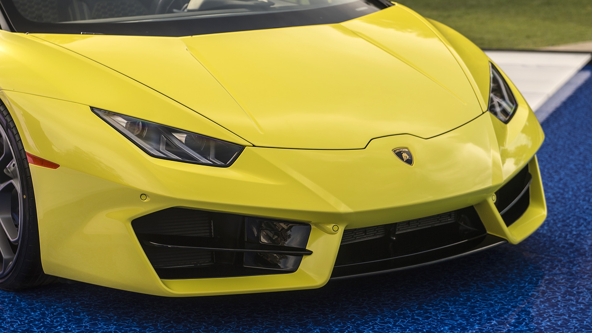 Lamborghini Huracan LP580-2 Spyder ra mat anh 3