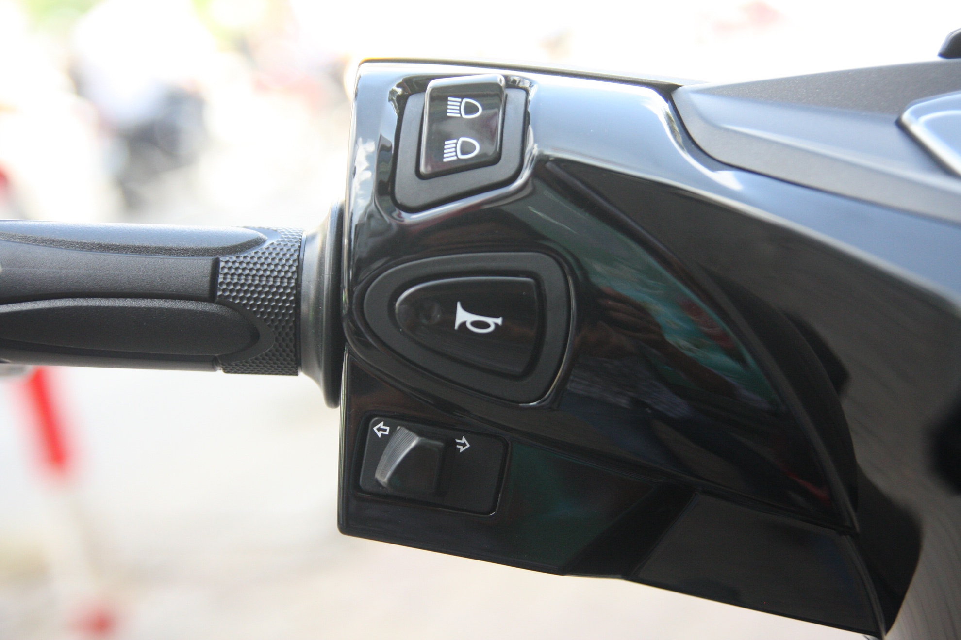 Honda Air Blade 125 mau den mo ra mat anh 7