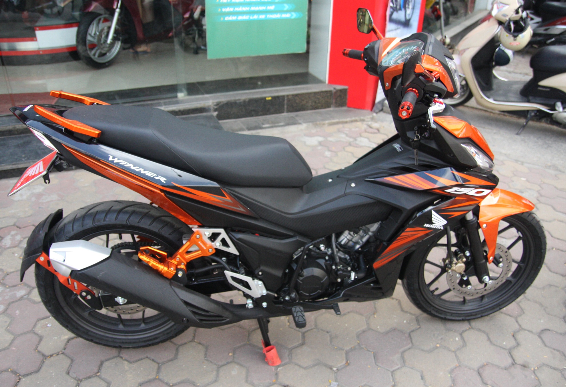 Honda Winner 150 độ ở Hà Nội ảnh 9 Honda Winner 150 do o Ha Noi anh 9