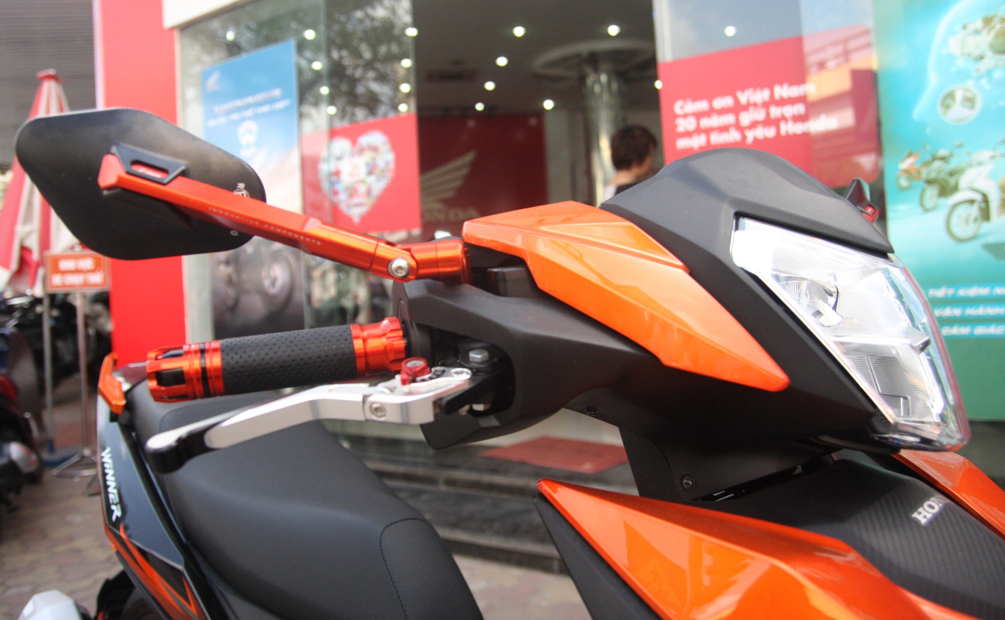 Honda Winner 150 độ ở Hà Nội ảnh 3 Honda Winner 150 do o Ha Noi anh 3