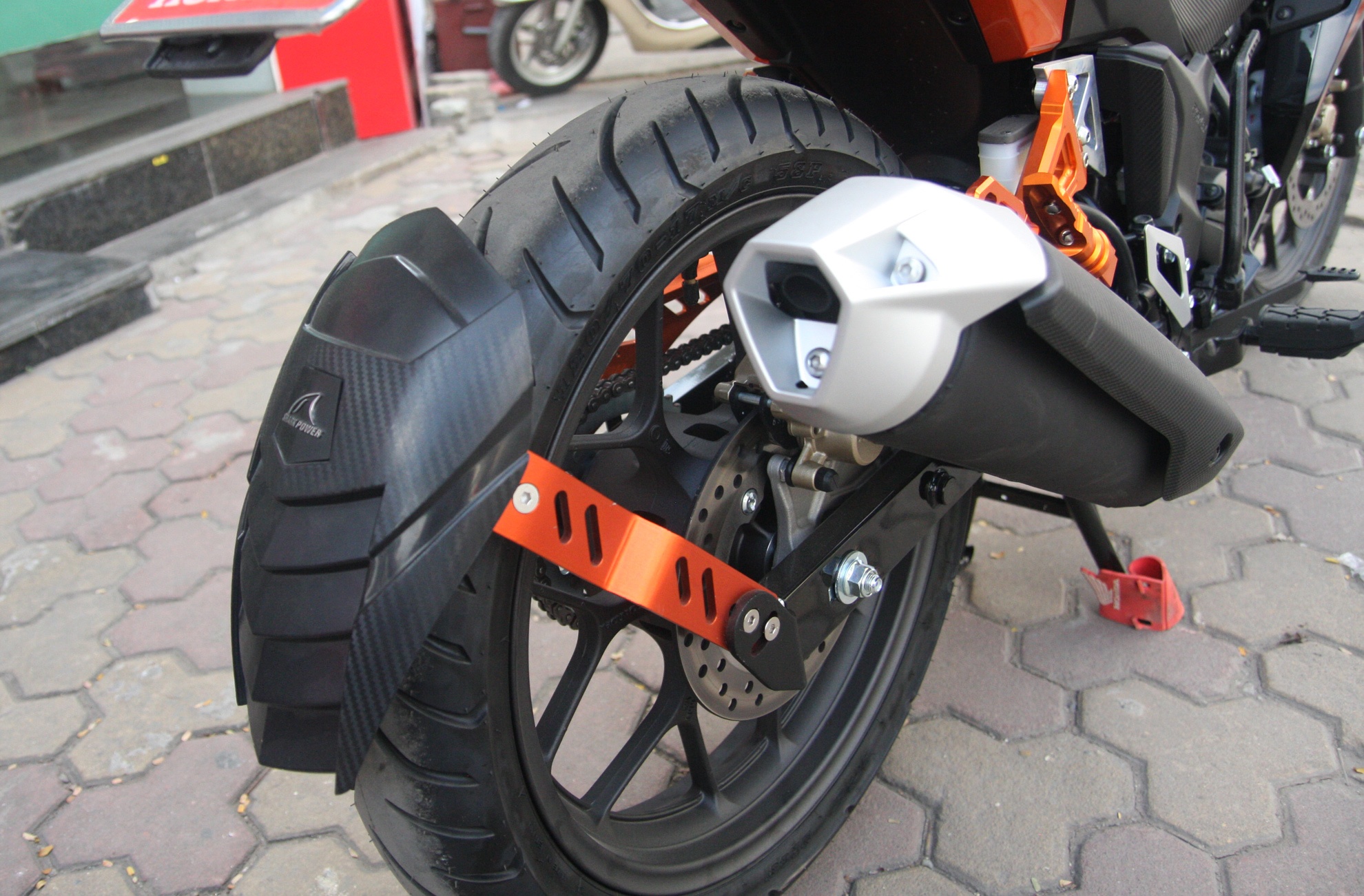 Honda Winner 150 độ ở Hà Nội ảnh 8 Honda Winner 150 do o Ha Noi anh 8