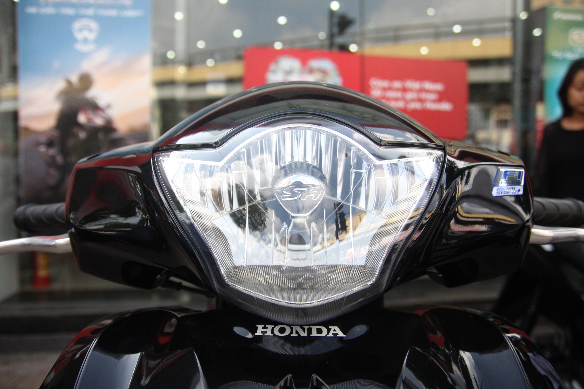 Honda SH 2017 ra mat o Viet Nam anh 4