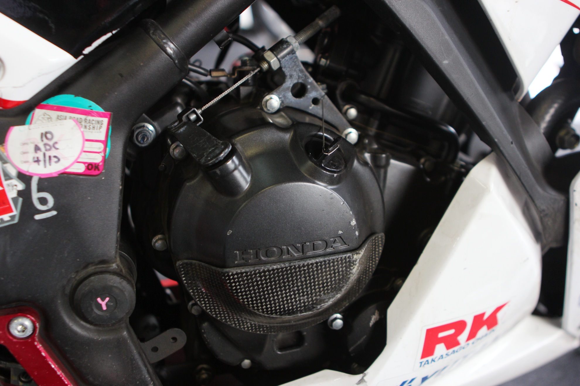 Cận cảnh xe đua Honda CBR250R ảnh 10 Can canh xe dua Honda CBR250R anh 10