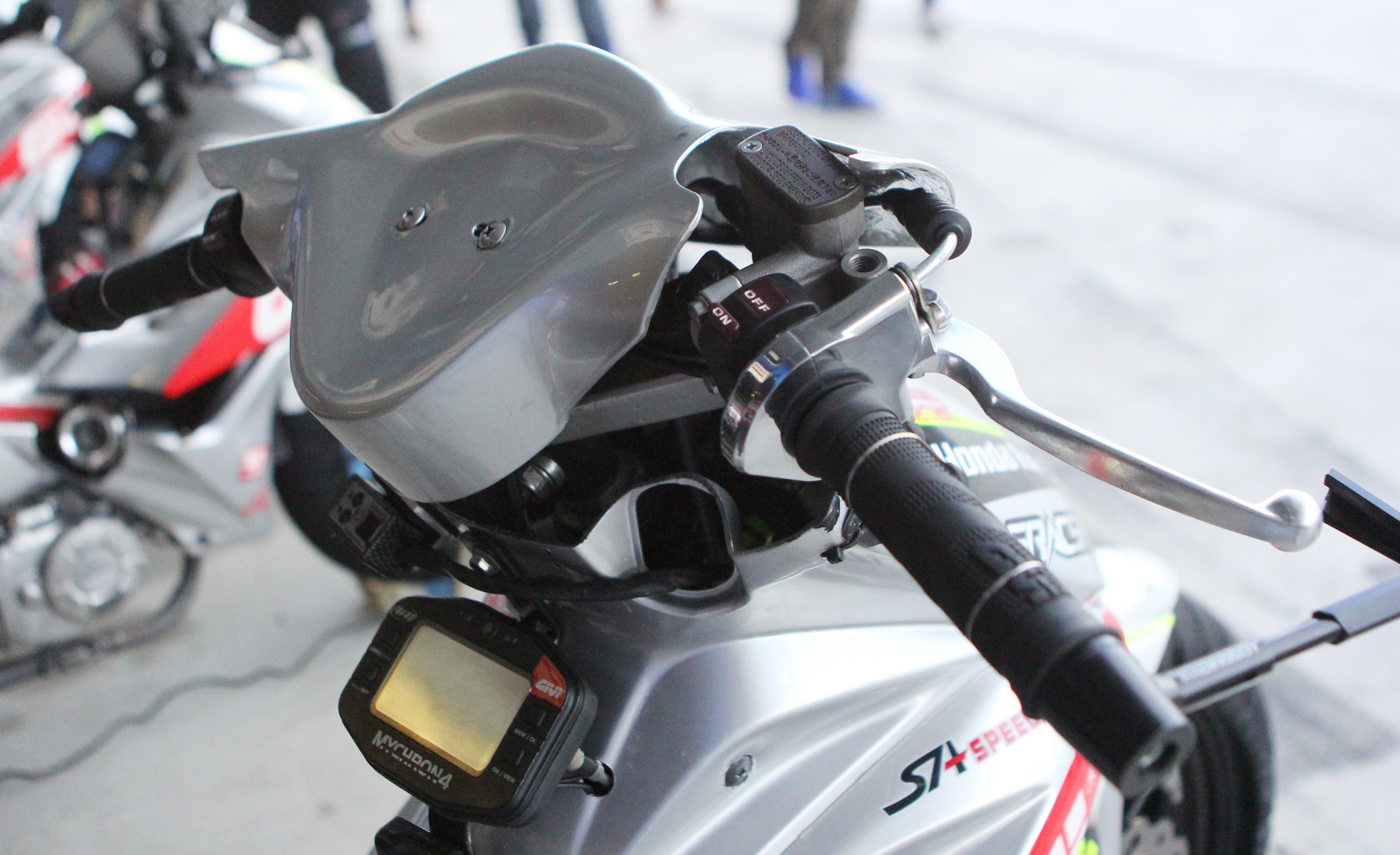 Honda Wave phien ban xe dua o Thai Lan anh 3