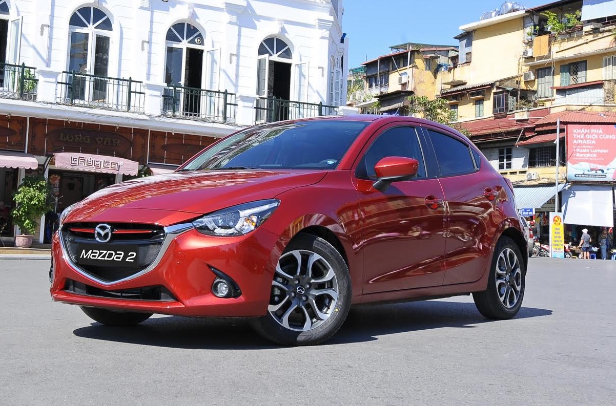 Vi sao xe Mazda giam gia 170 trieu tai Viet Nam? hinh anh