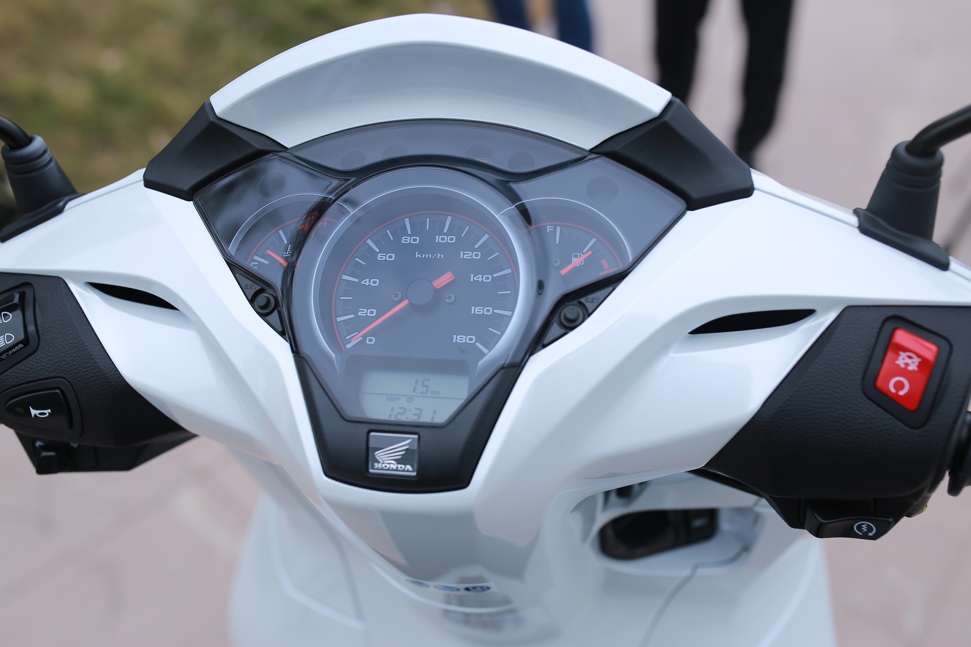 Anh Honda SH 300i ABS o Viet Nam anh 5