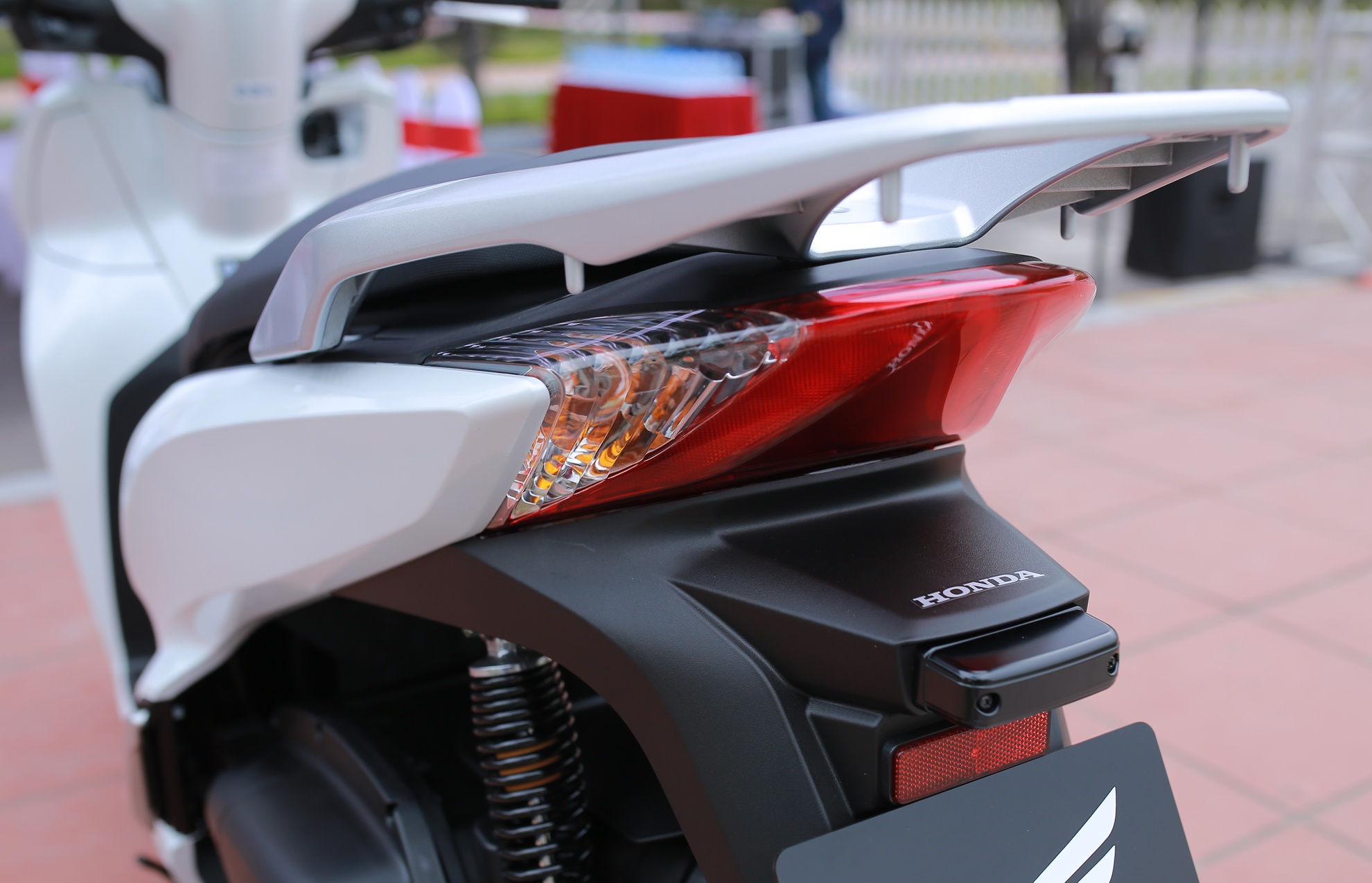 Anh Honda SH 300i ABS o Viet Nam anh 10