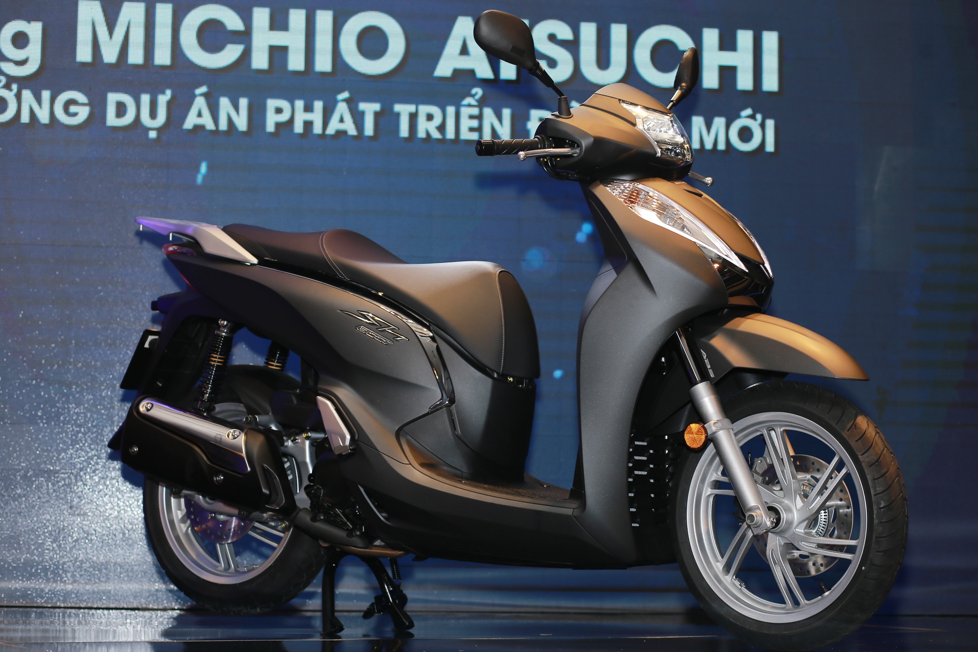 Honda SH 300i ABS 2016 ra mắt ở Việt Nam ảnh 2 Honda SH 300i ABS 2016 ra mat o Viet Nam anh 2