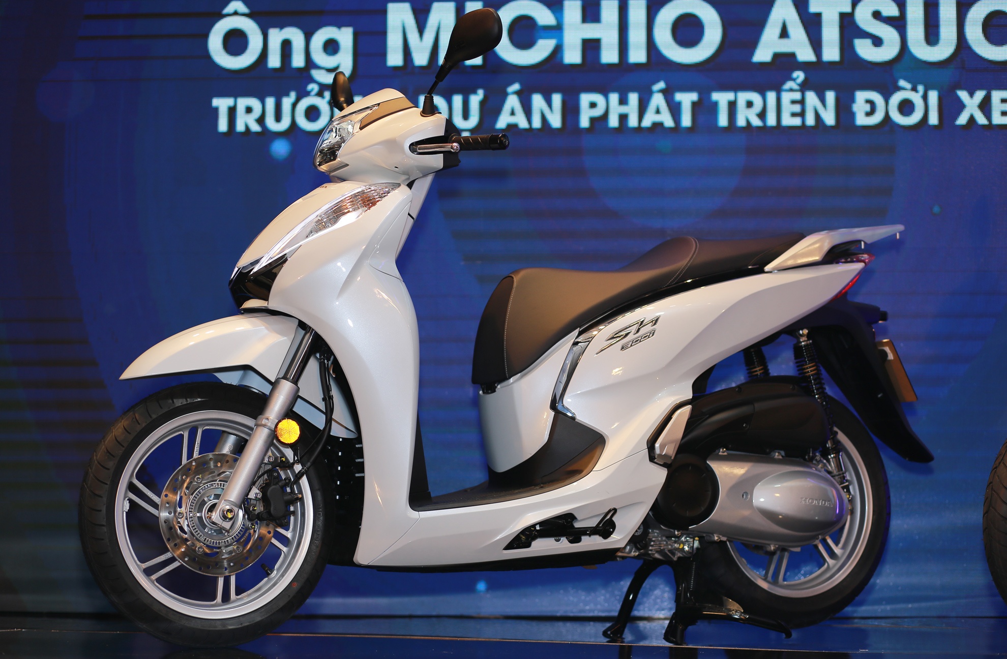 Honda SH 300i ABS 2016 ra mắt ở Việt Nam ảnh 1 Honda SH 300i ABS 2016 ra mat o Viet Nam anh 1