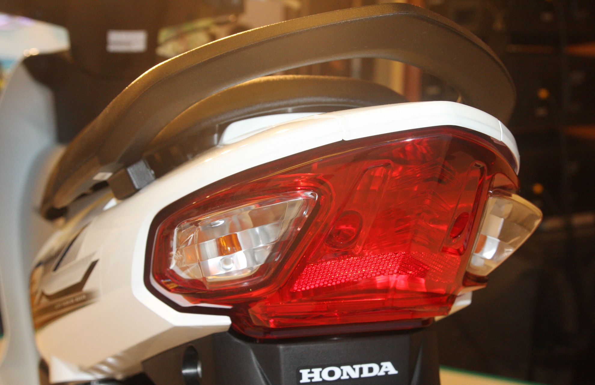 Honda Wave Alpha 110 ra mat o Viet Nam anh 9