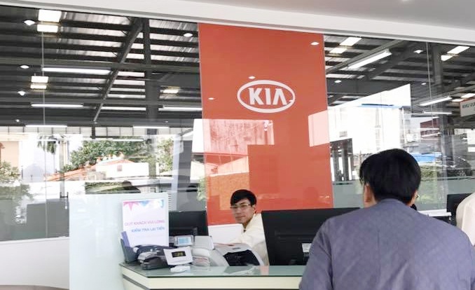 Đại lý Trường Hải đánh tráo nắp ca-pô xe ảnh 1 Dai ly Truong Hai danh trao nap ca-po xe anh 1