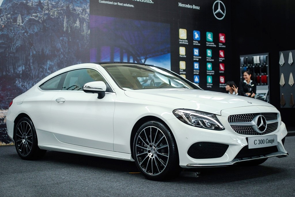 Mercedes-Benz Viet Nam bi truy thu thue hon 100 ty dong hinh anh