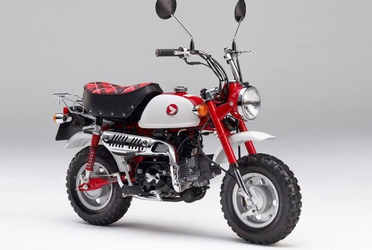 Honda Monkey ban ky niem 50 nam, gia hon 3.000 USD hinh anh