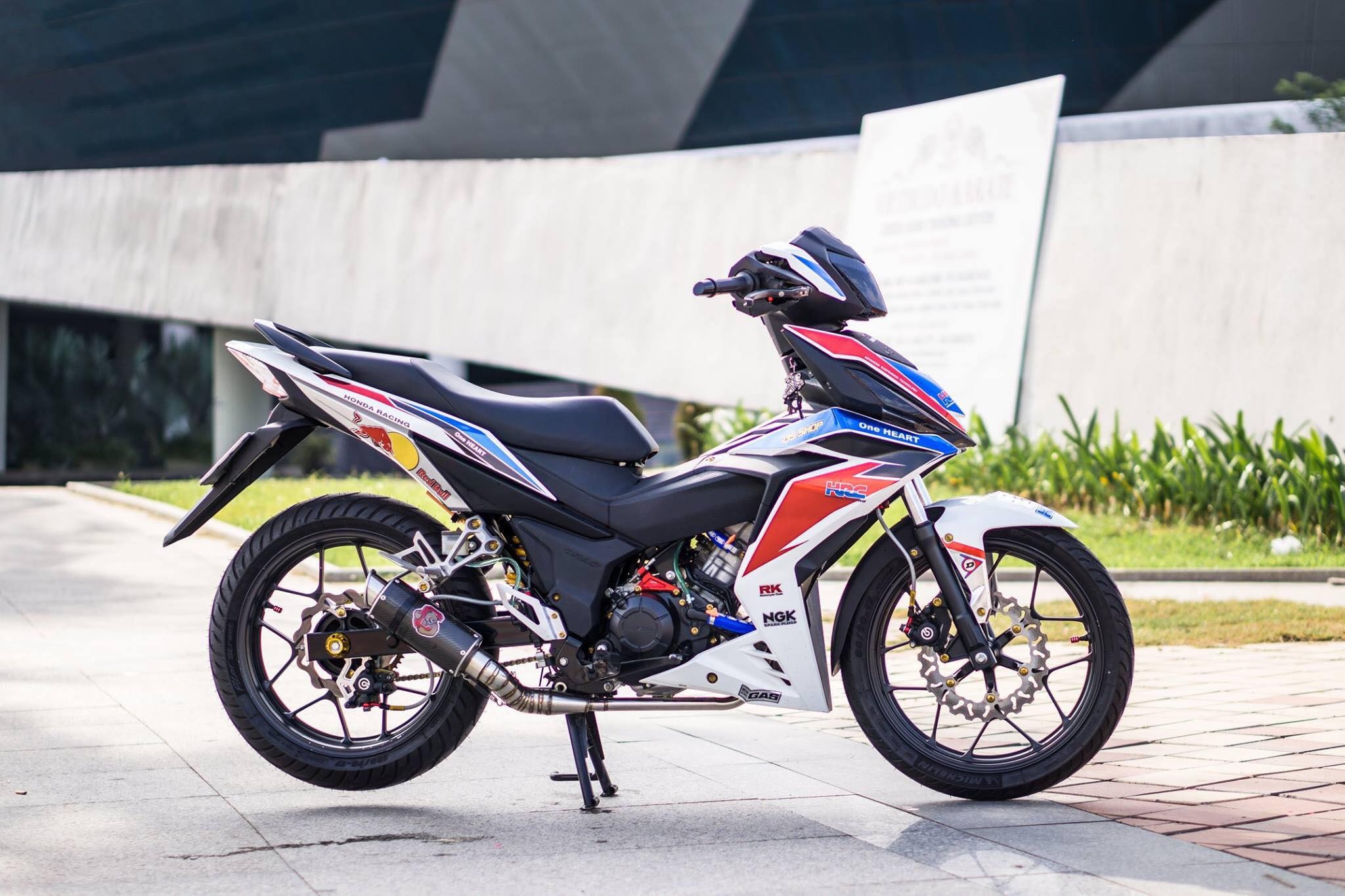 Honda Winner 150 do cua biker Da Nang anh 1