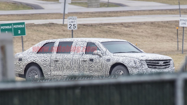 Xe di chuyen cua Tong thong Donald Trump anh 2