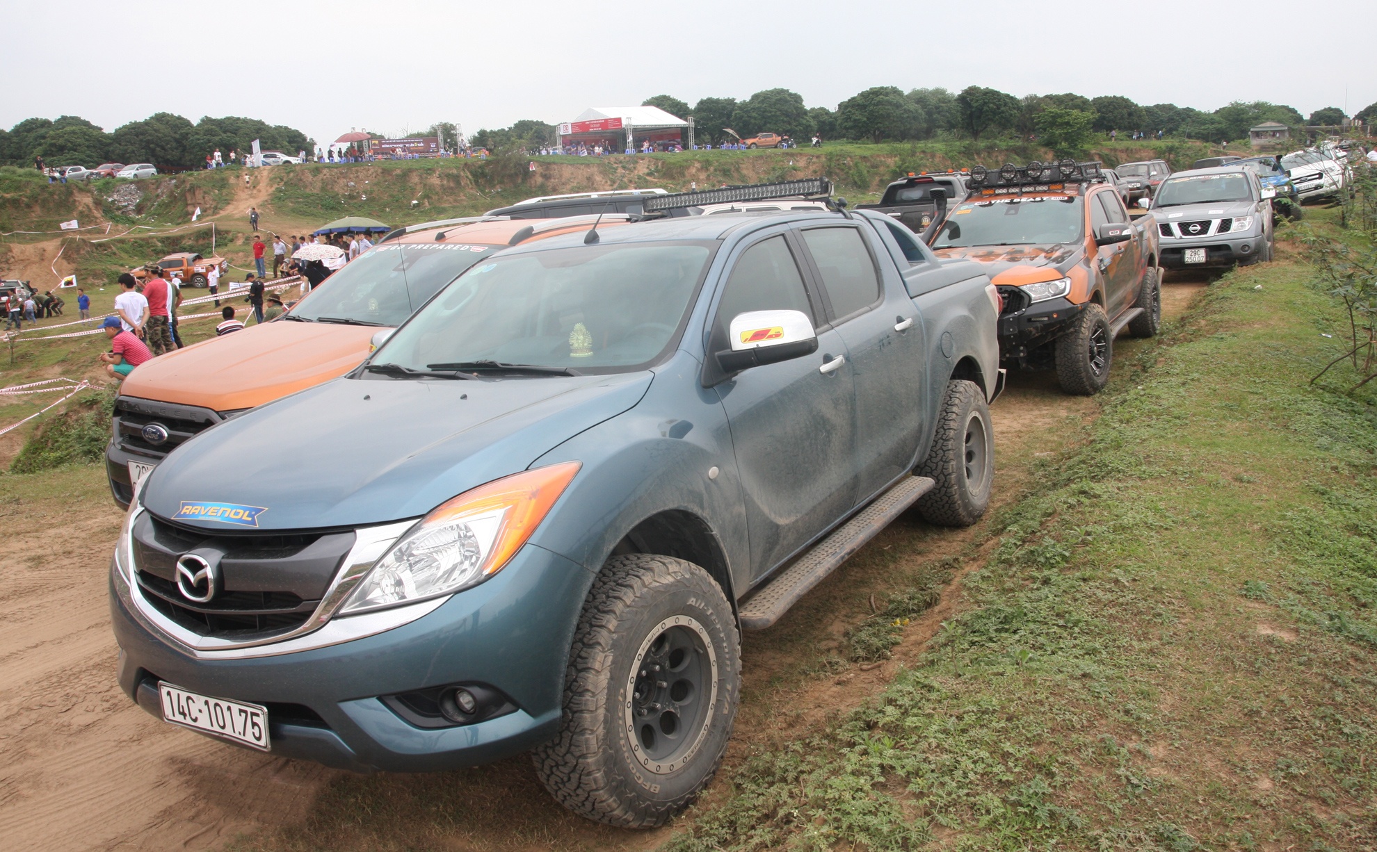 Ban tai off-road o Ha Noi anh 1